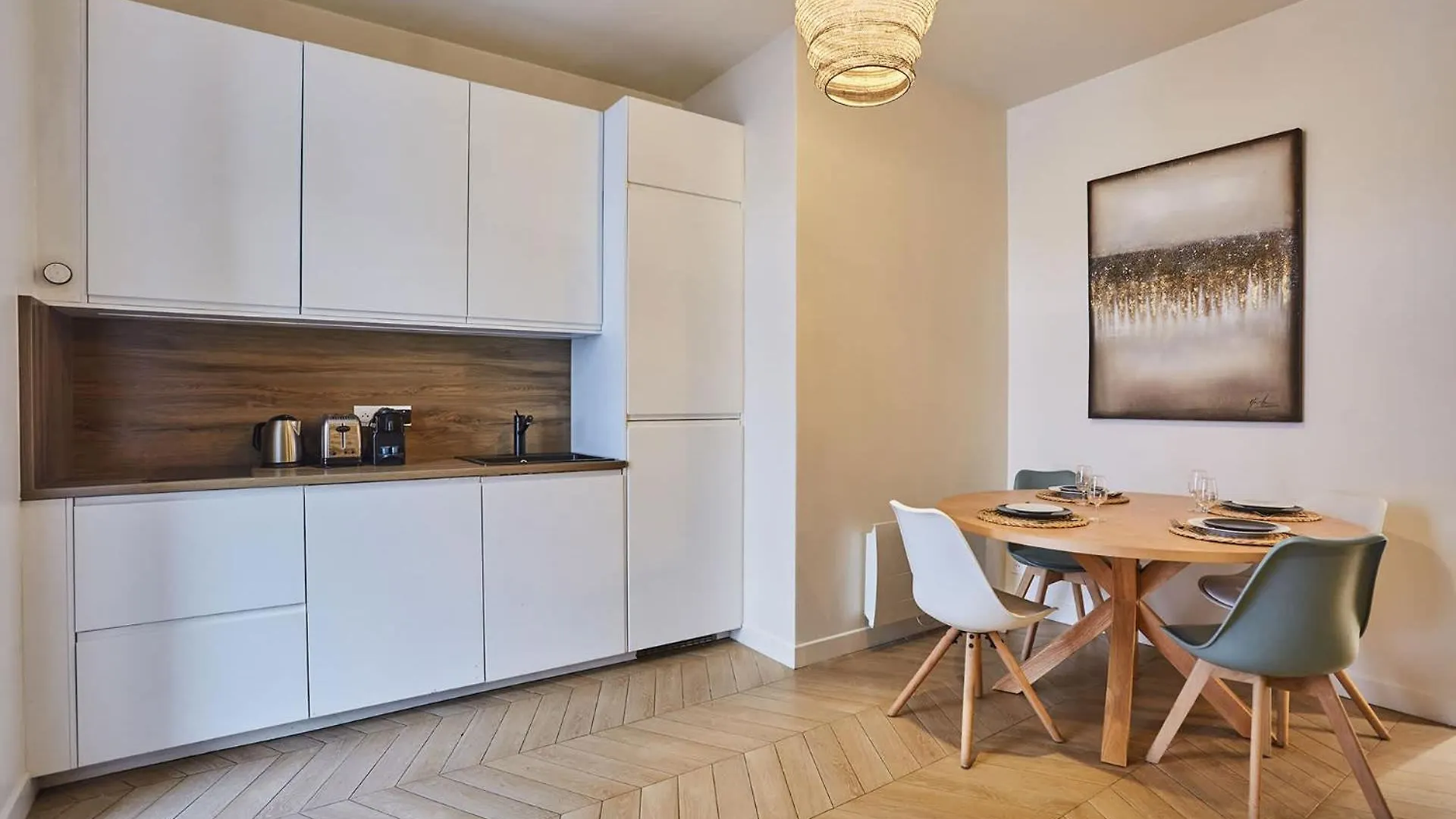 Sublime Flat Paris Bois De Vincennes By Studio Prestige 0*,  France
